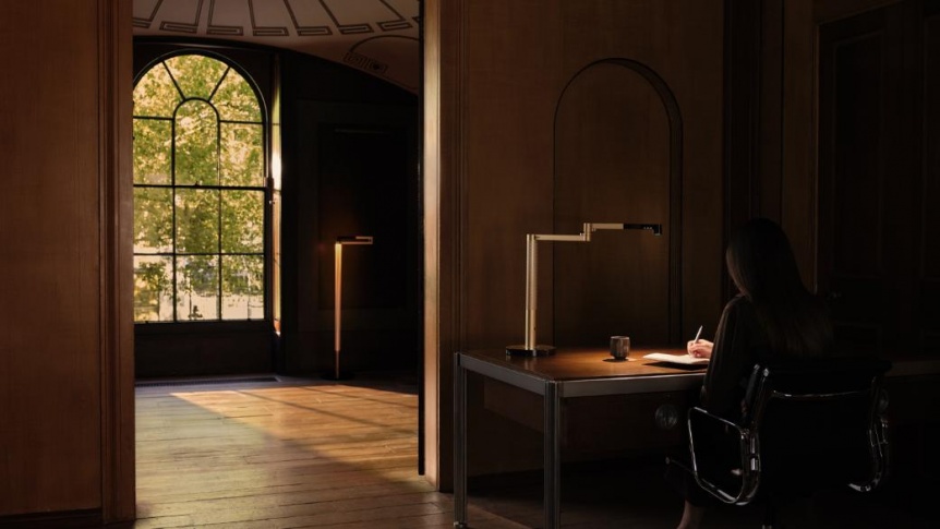 Dyson Solarcycle Morph™ Yer Lambası (Siyah/Pirinç)